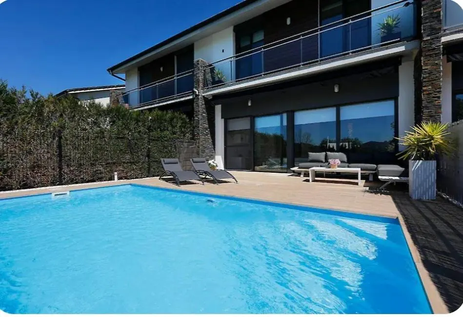 Villa Ikasmendi Licencia Ess02970 Rentería Сasa de vacaciones